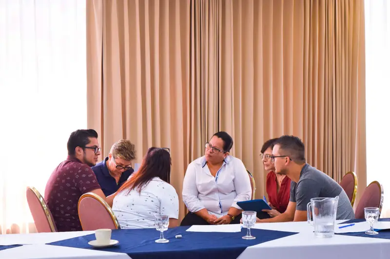 Sesión de coaching de equipos empresarial en Costa Rica