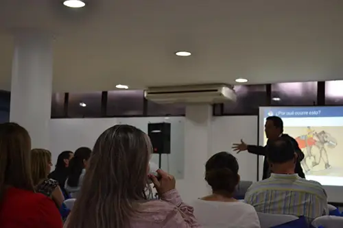 Programa Líder Coach en empresa de Costa Rica - dinámica grupal