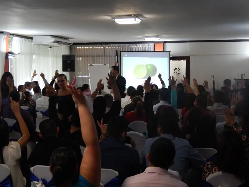 Dinámica vivencial de comunicación y empatía en empresas Costa Rica